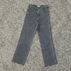 New wrangler straight leg cropped jeans